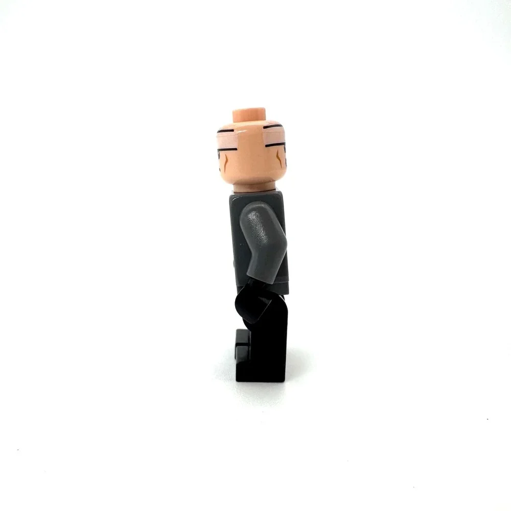 LEGO DC Batman Minifigure‎ sh0786 Incomplete Torso Legs Head Batarang Lot